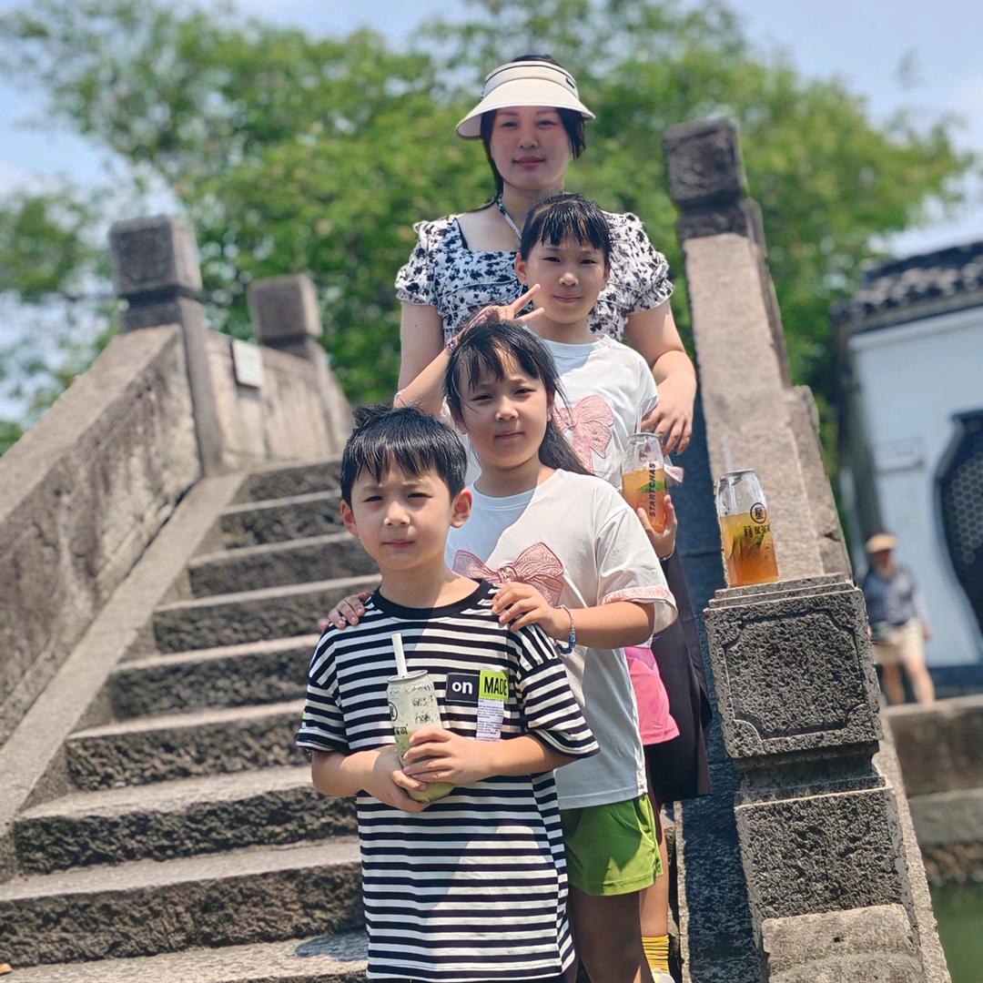 🌹🌹莉莉吖🌸🌸