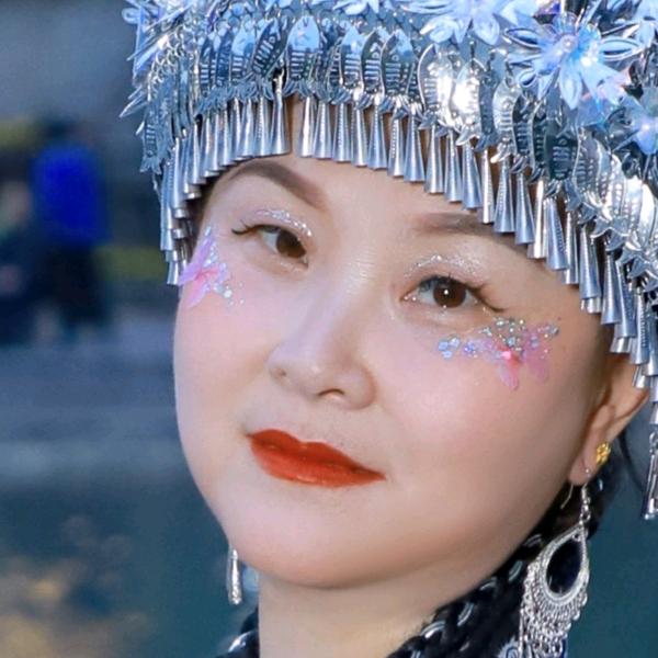 云