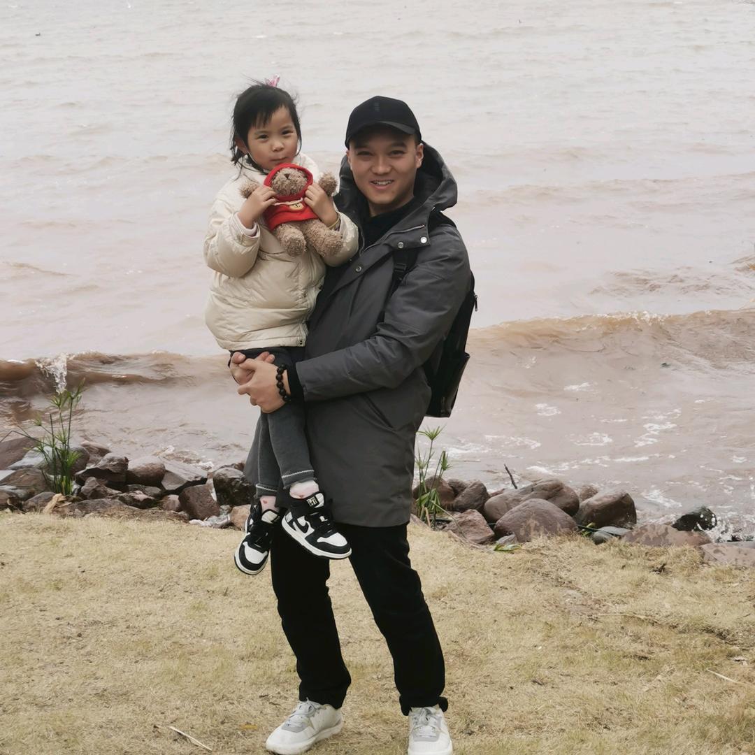 泓佑 专研嘿沪迈车