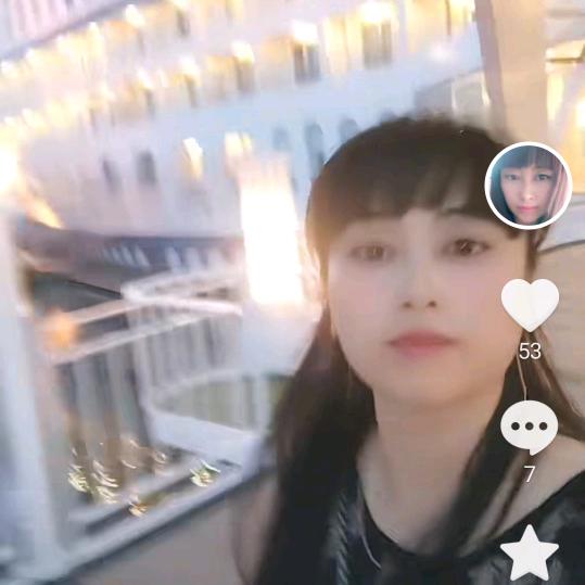 下雨我在想你，我是兰兰姐