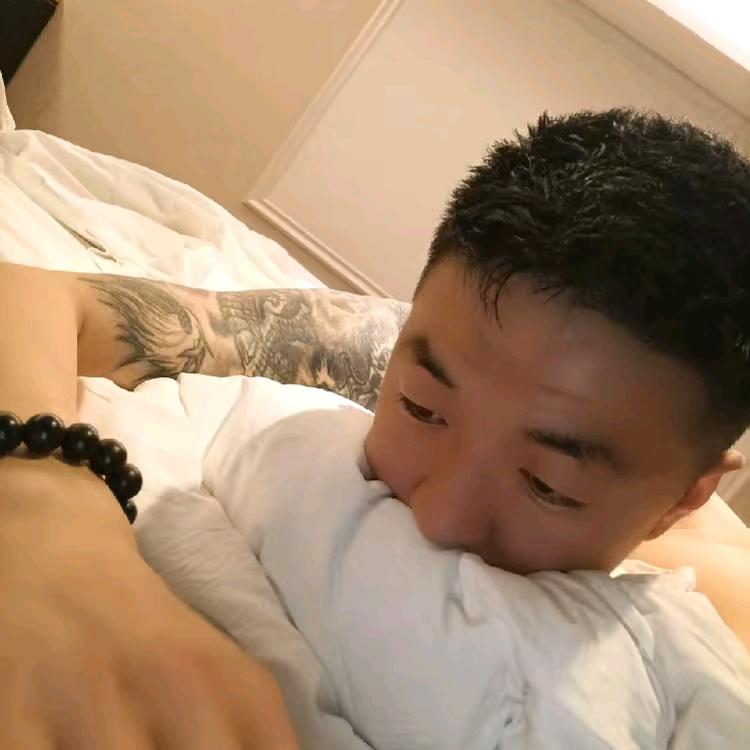 搞钱大叔✧凌二少  精品二手车