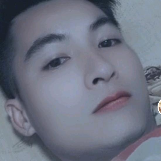 小王