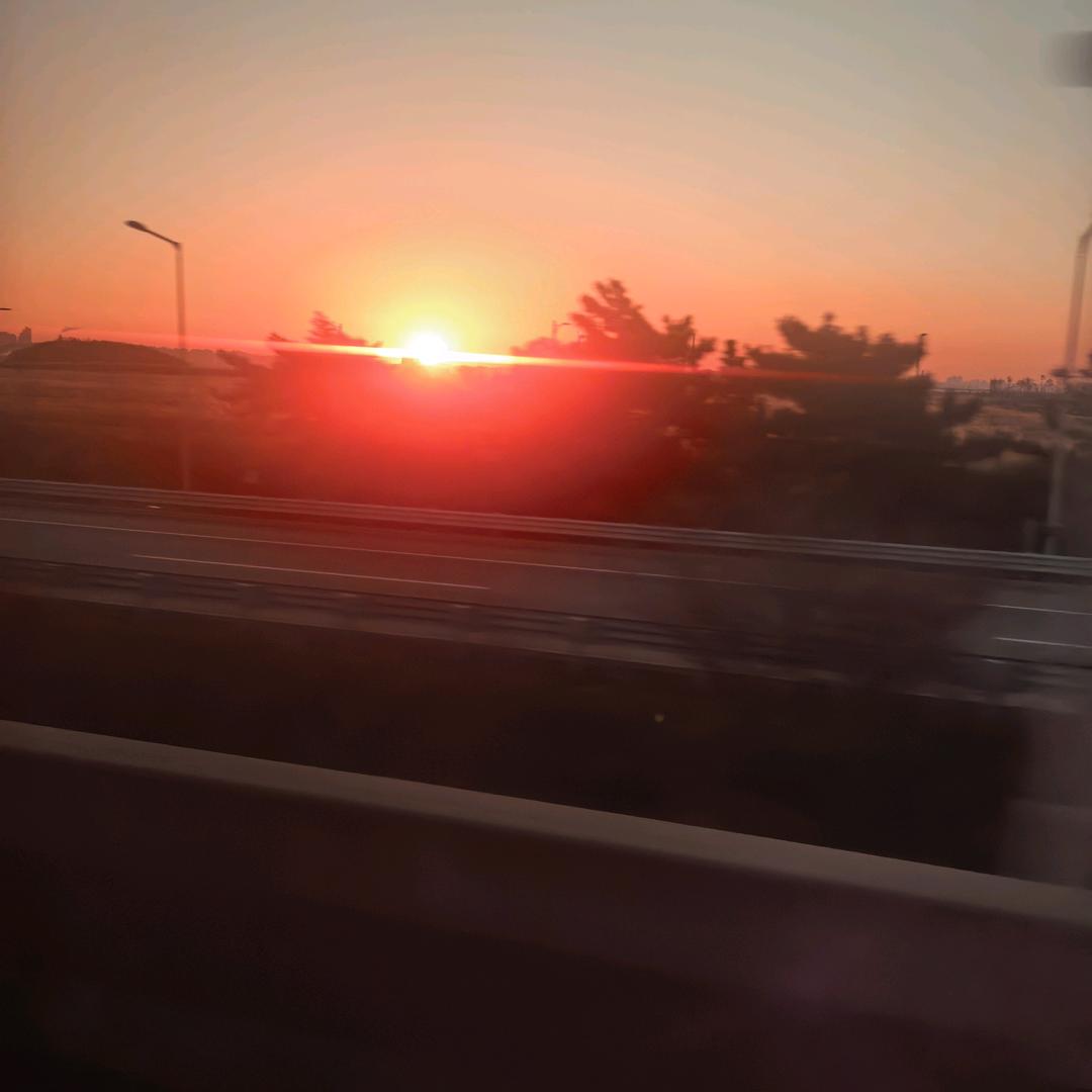 东方现代城幼儿园张老师