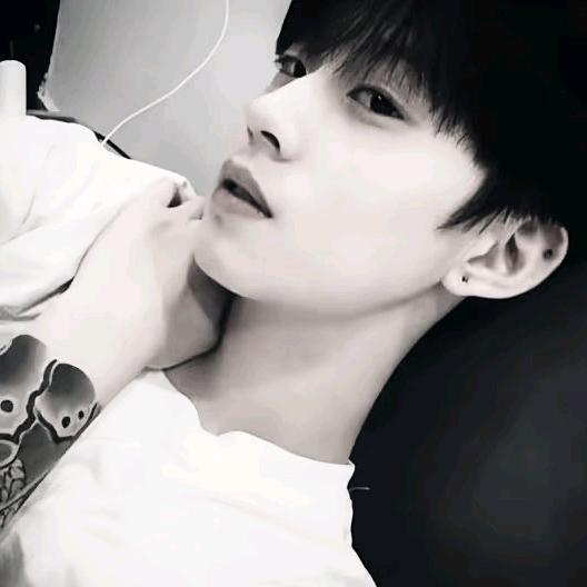 妳會等待還是離開.