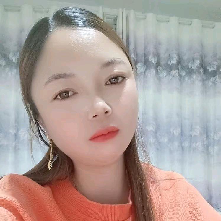 毕节慧儿（开播号在主页）