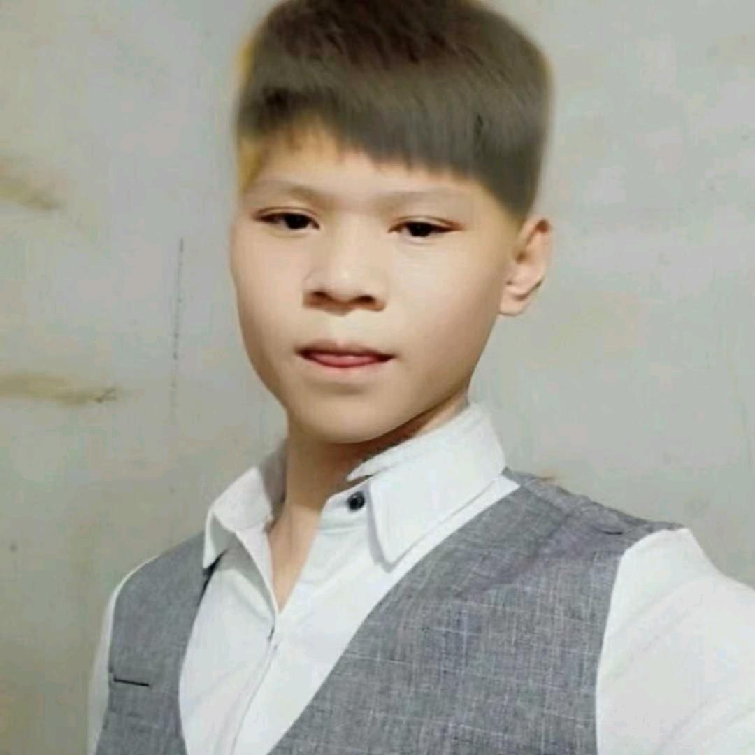 乀児（黔西南）