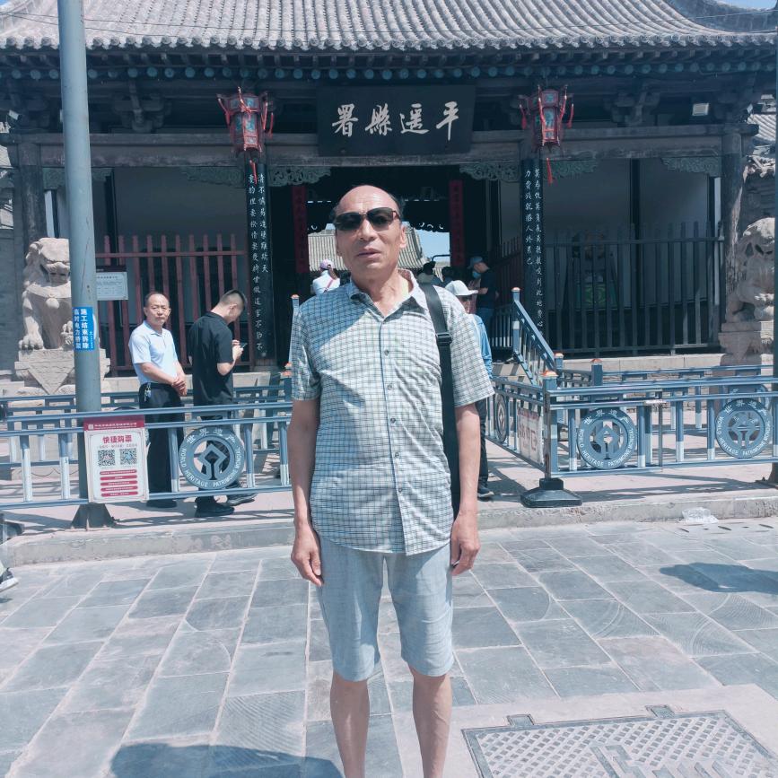 赵一鸣
