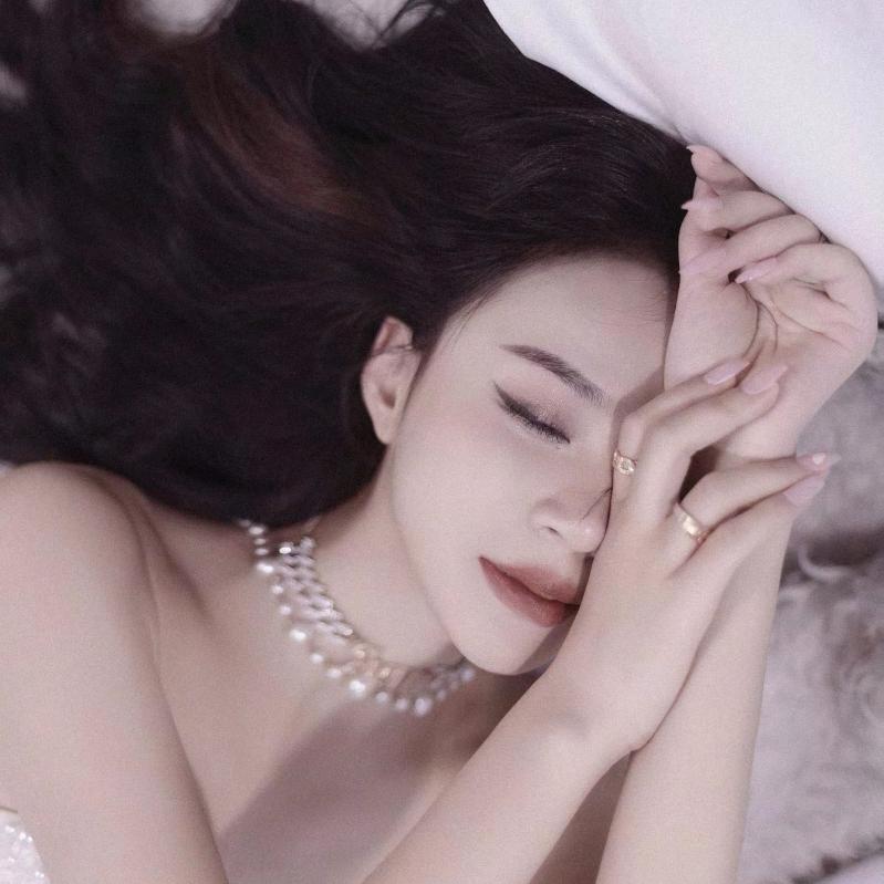 瑶妹好困