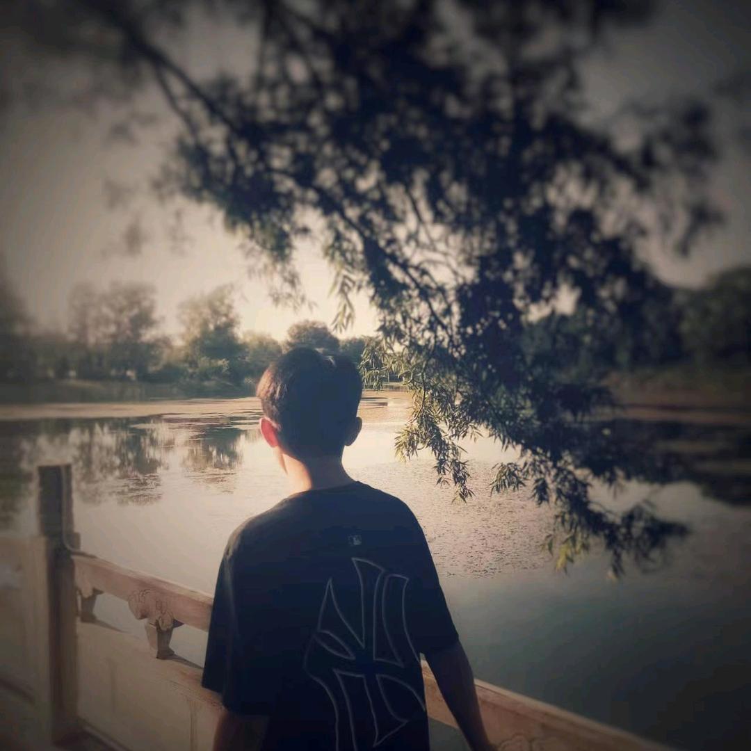李小