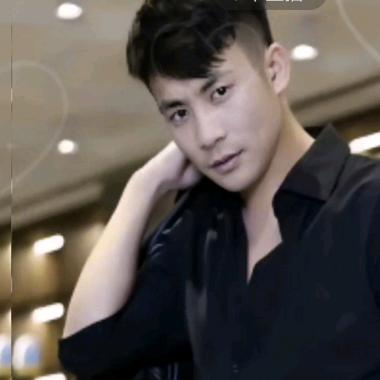 热麦糕点小铺