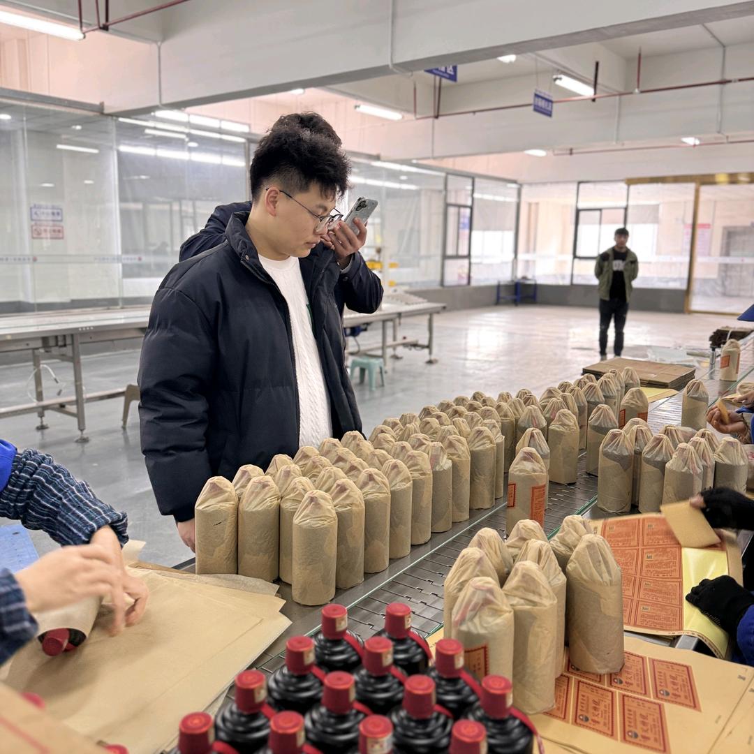 华成博裕酒陈奎