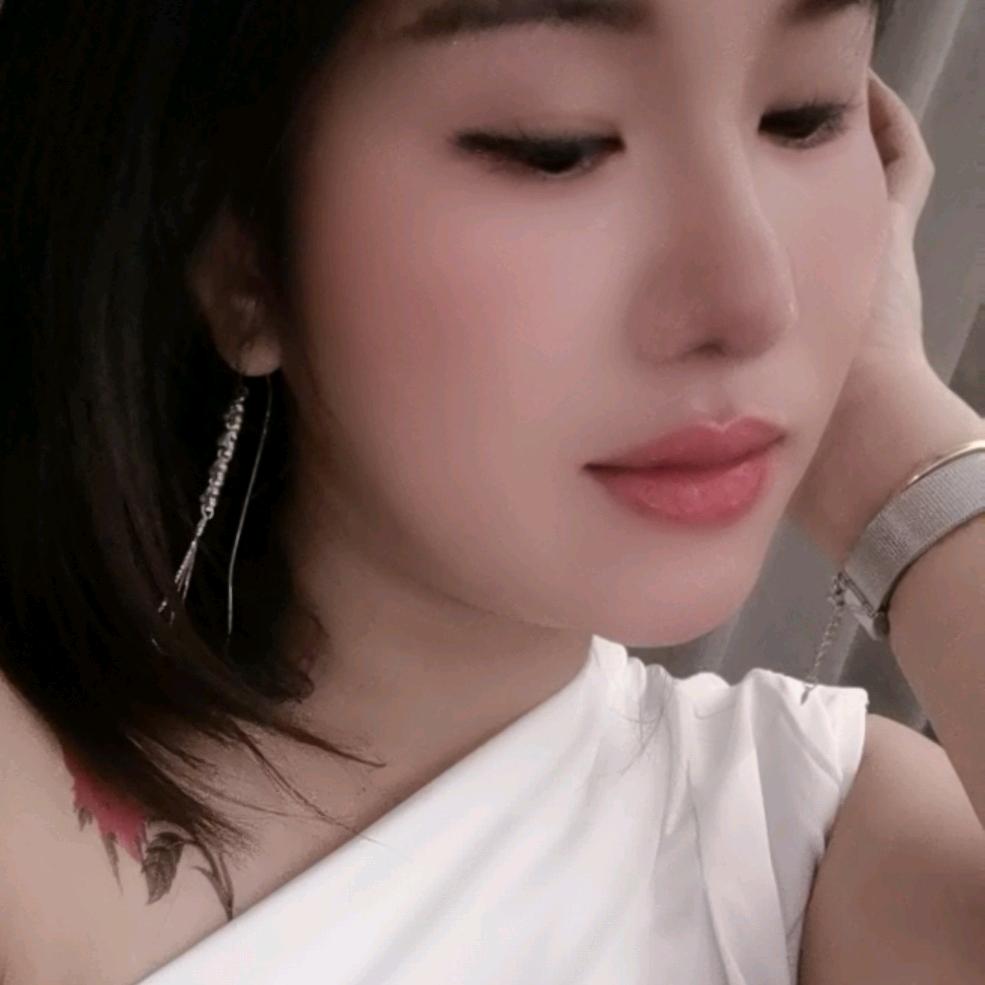 এ᭄🐱未来可期 এ᭄ （拒私聊）
