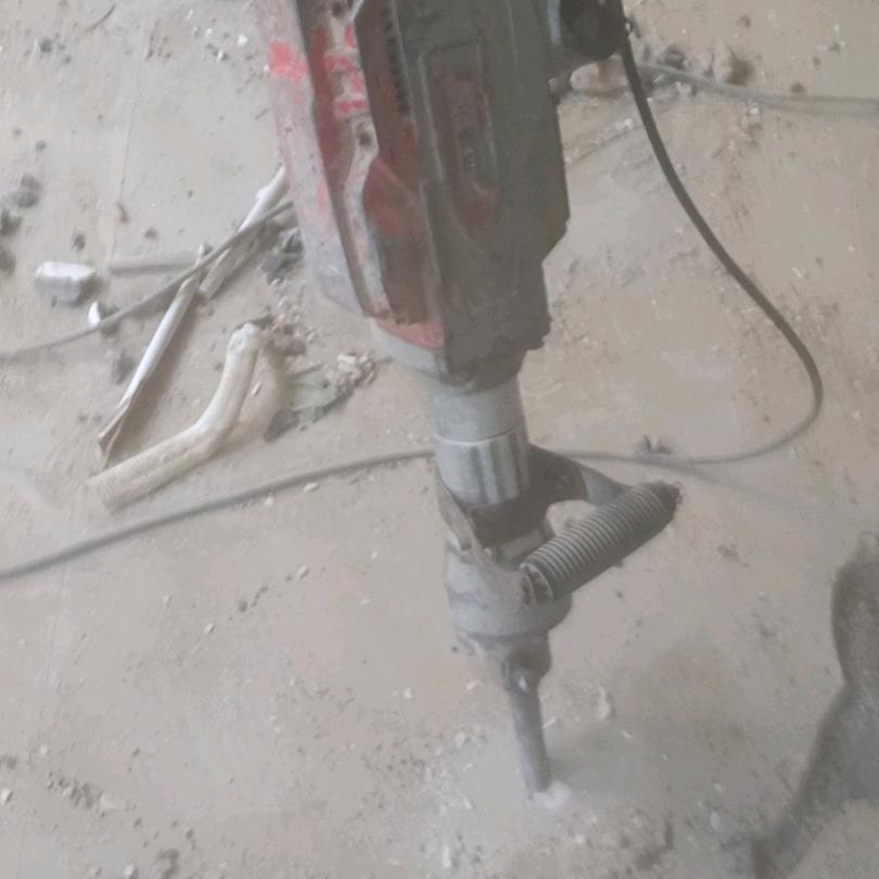 一年四季奔 波在外