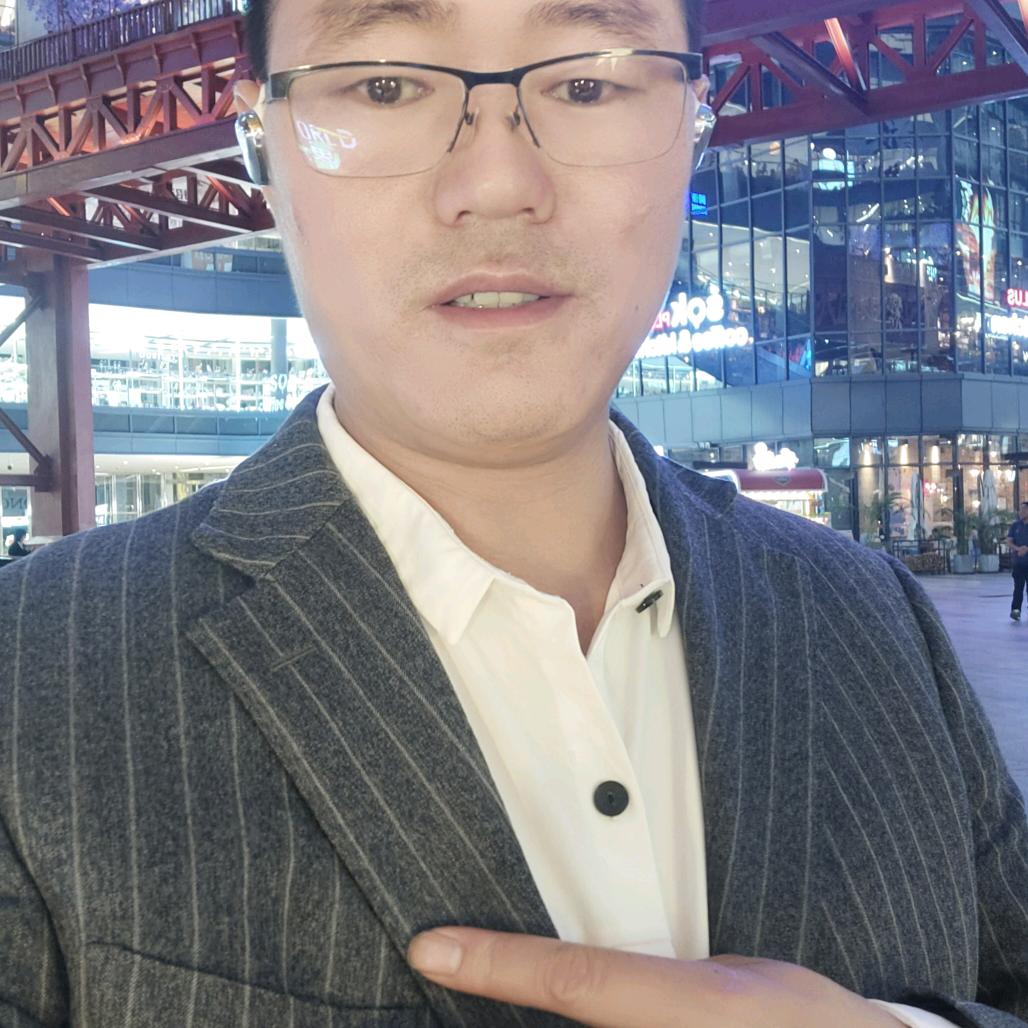 我叫周鑫哥