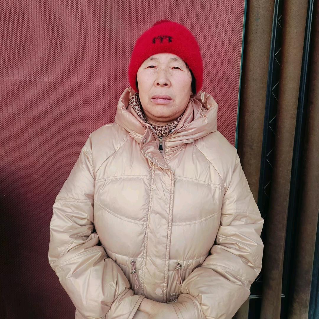 蓝魅颖(568)中午12点半开播