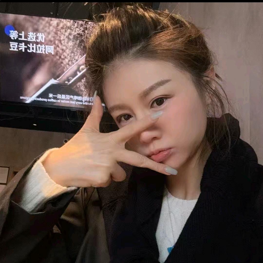 朴夫人-每日穿搭