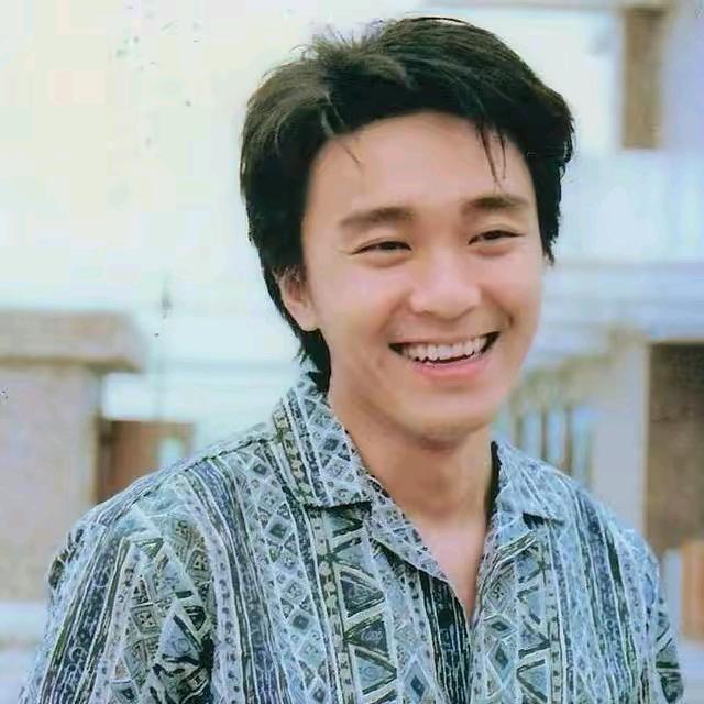 張忄冂