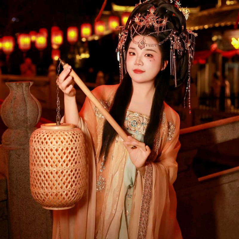 女乔女乔