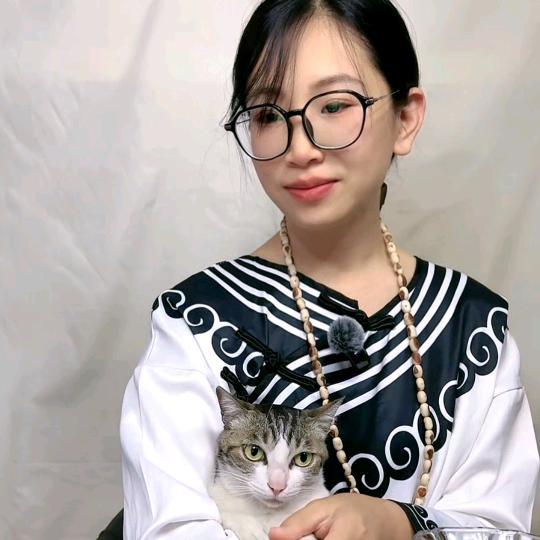 偶蚌鱼（小茶馆）