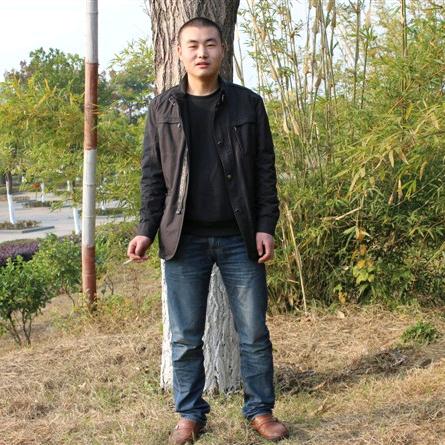小左（舍.得）