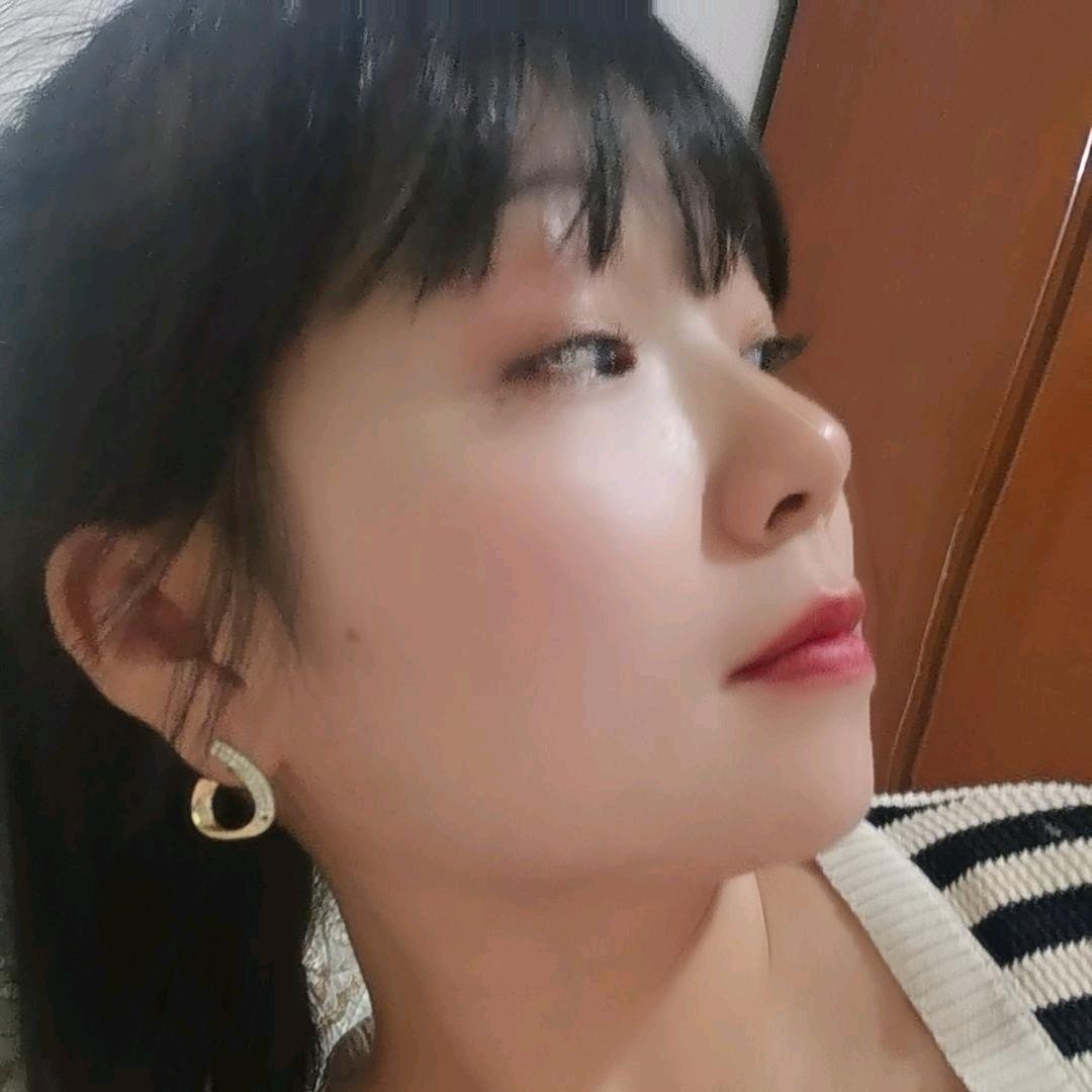 小颖子🤗🤗🤗🤗