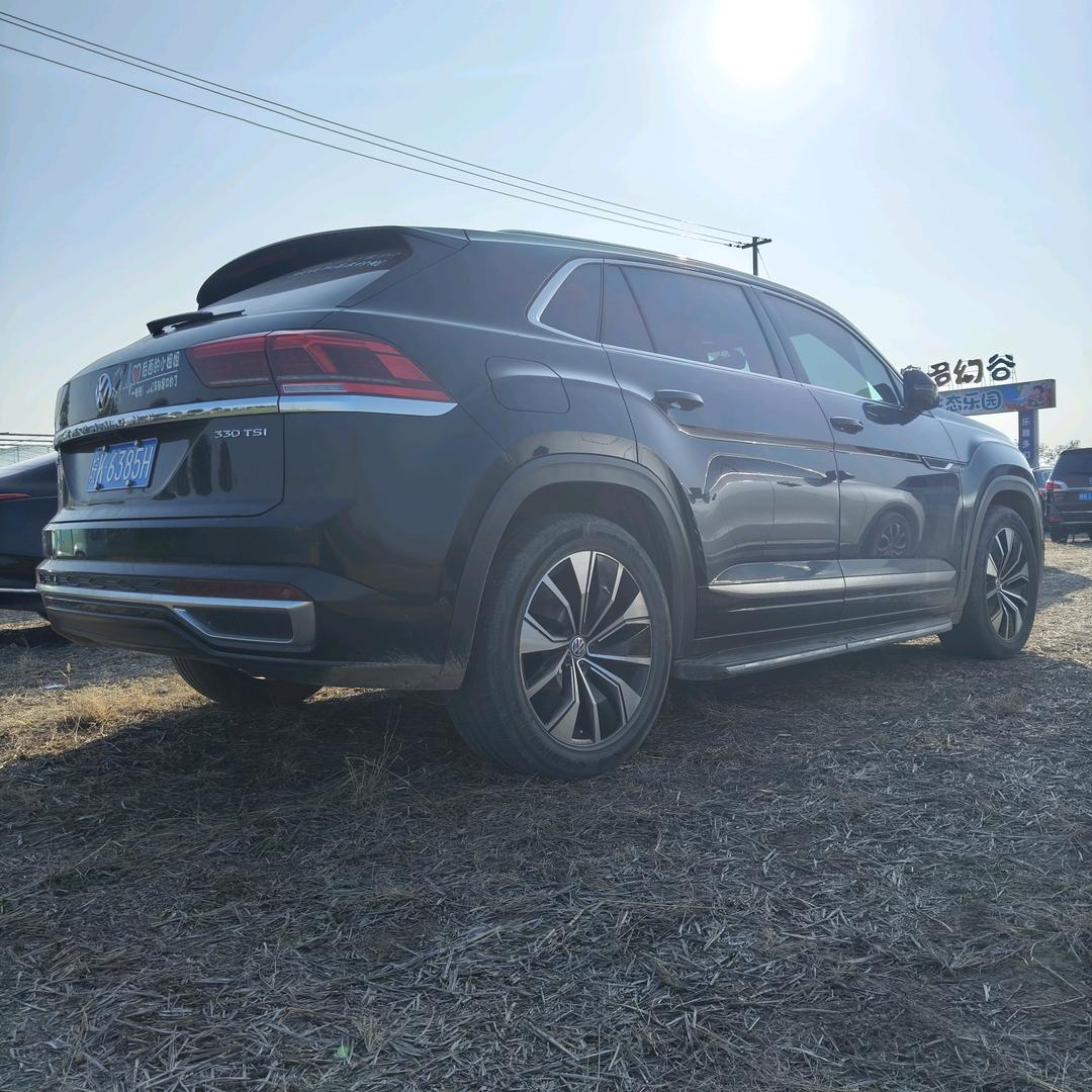 阜阳轩达服装箱包