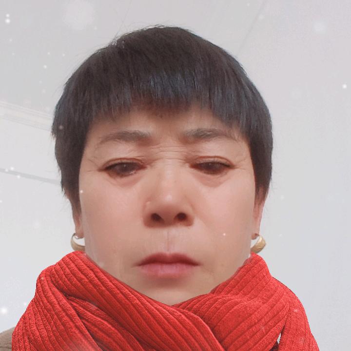 开心姐，一年四季穷开心。