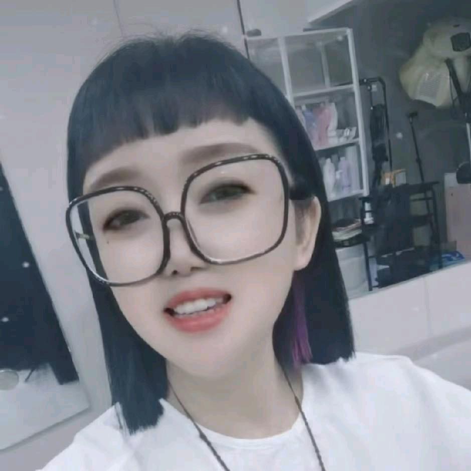 紫月亮烫染 释然点点