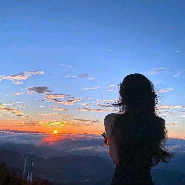 露露💕陈