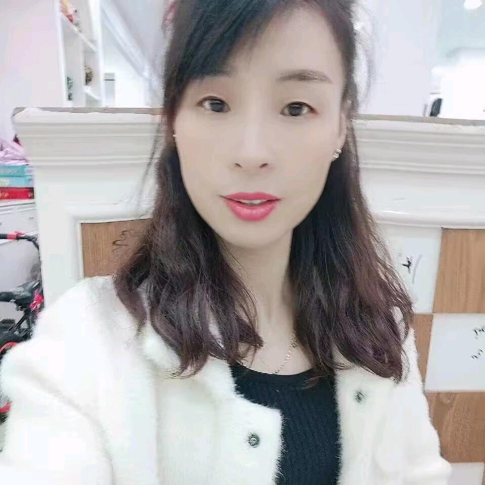 爱跳舞的英子衣橱