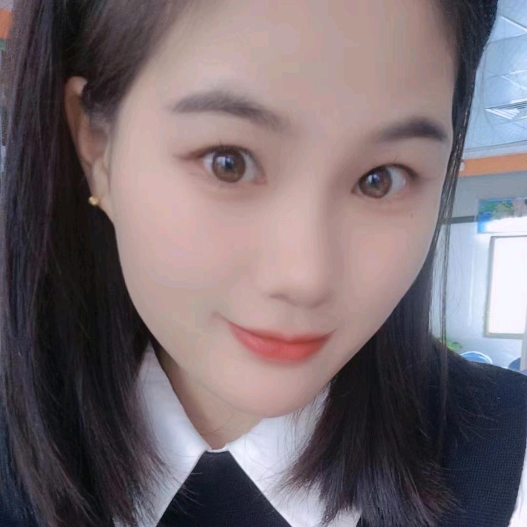 卖草坪的小姐姐（橱窗有好物）