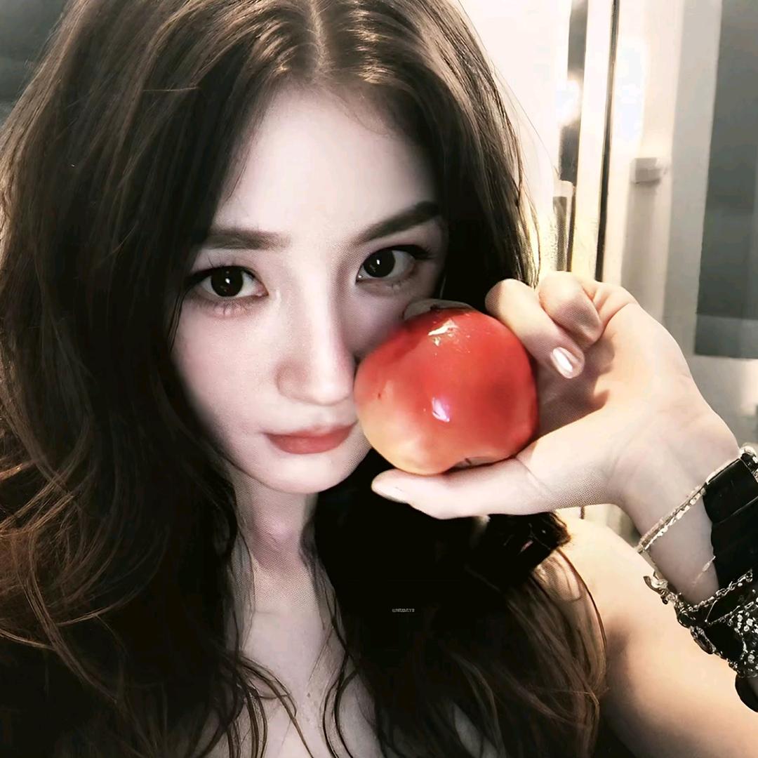 ❀律⚣璃✿ঞᩚ໊ ໌້ᮨ♂一个破玩游戏的