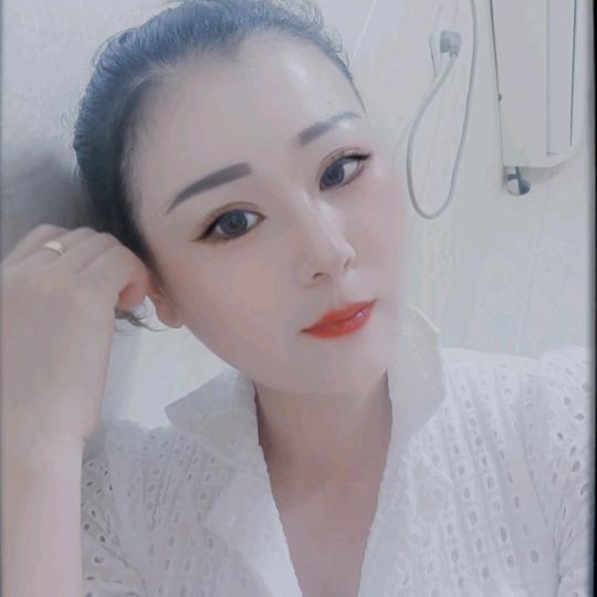 愿意做你的小丫头