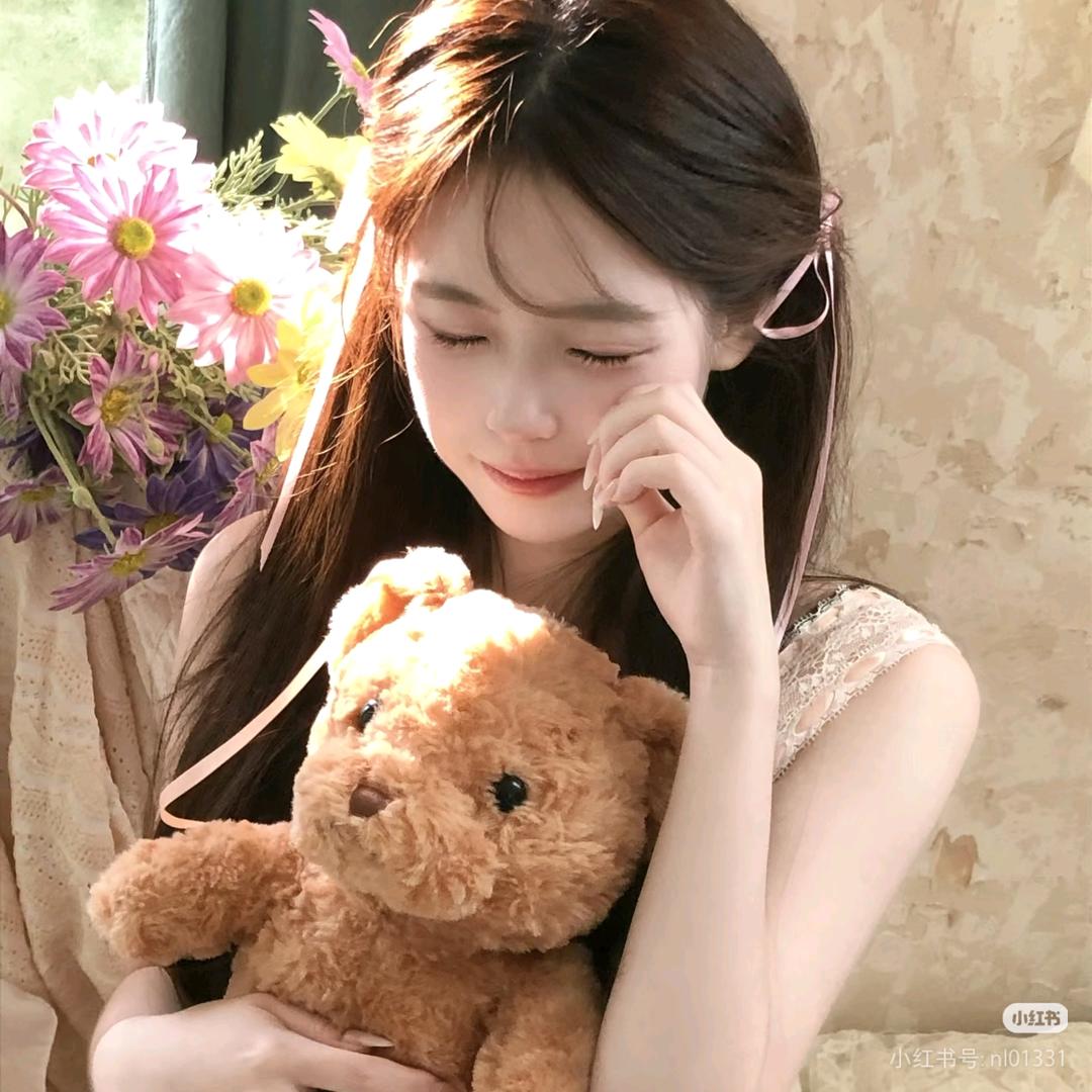 爱吃超甜冰淇淋🍨