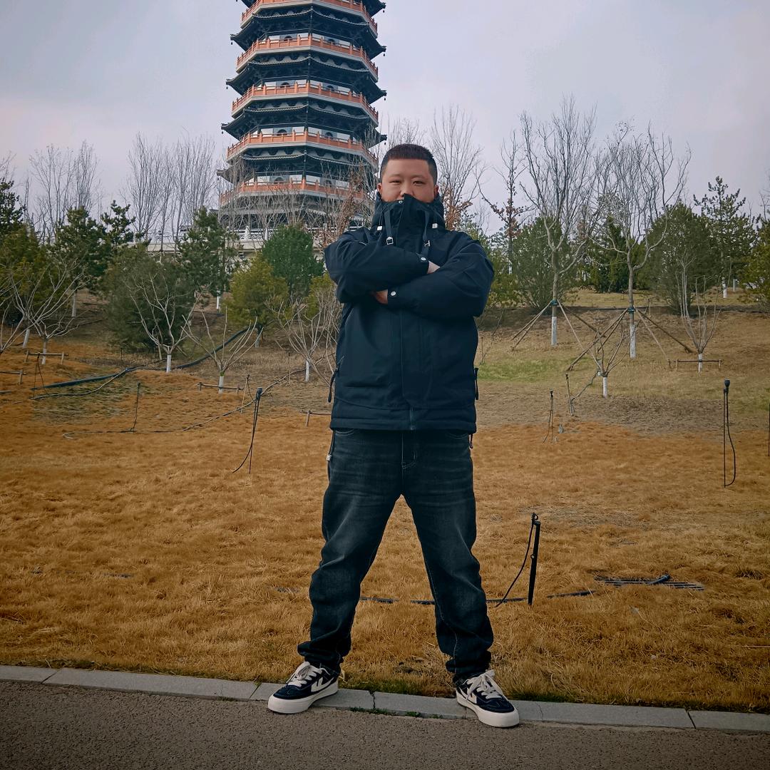 贺贺有名（猪蹄肘子）