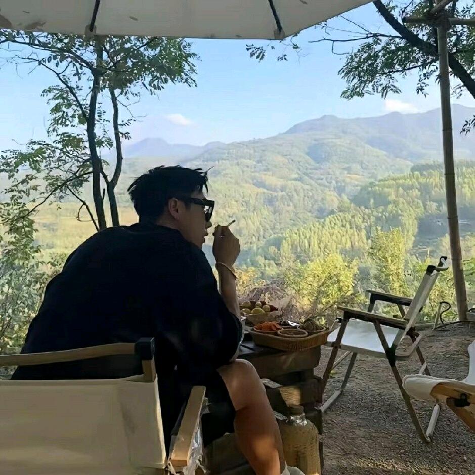 私人订制《伯爵》提前两天预约