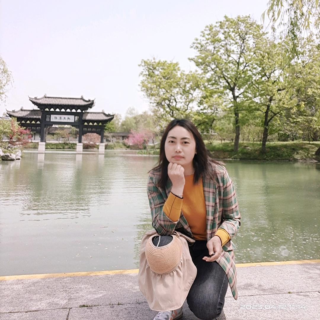 大山里的一颗石子