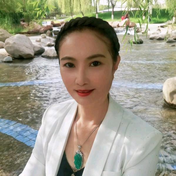 晶妮
