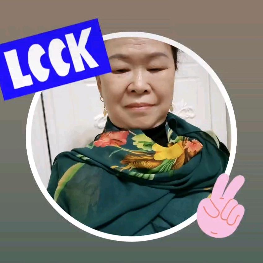美丽的外婆和可爱的小丫丫