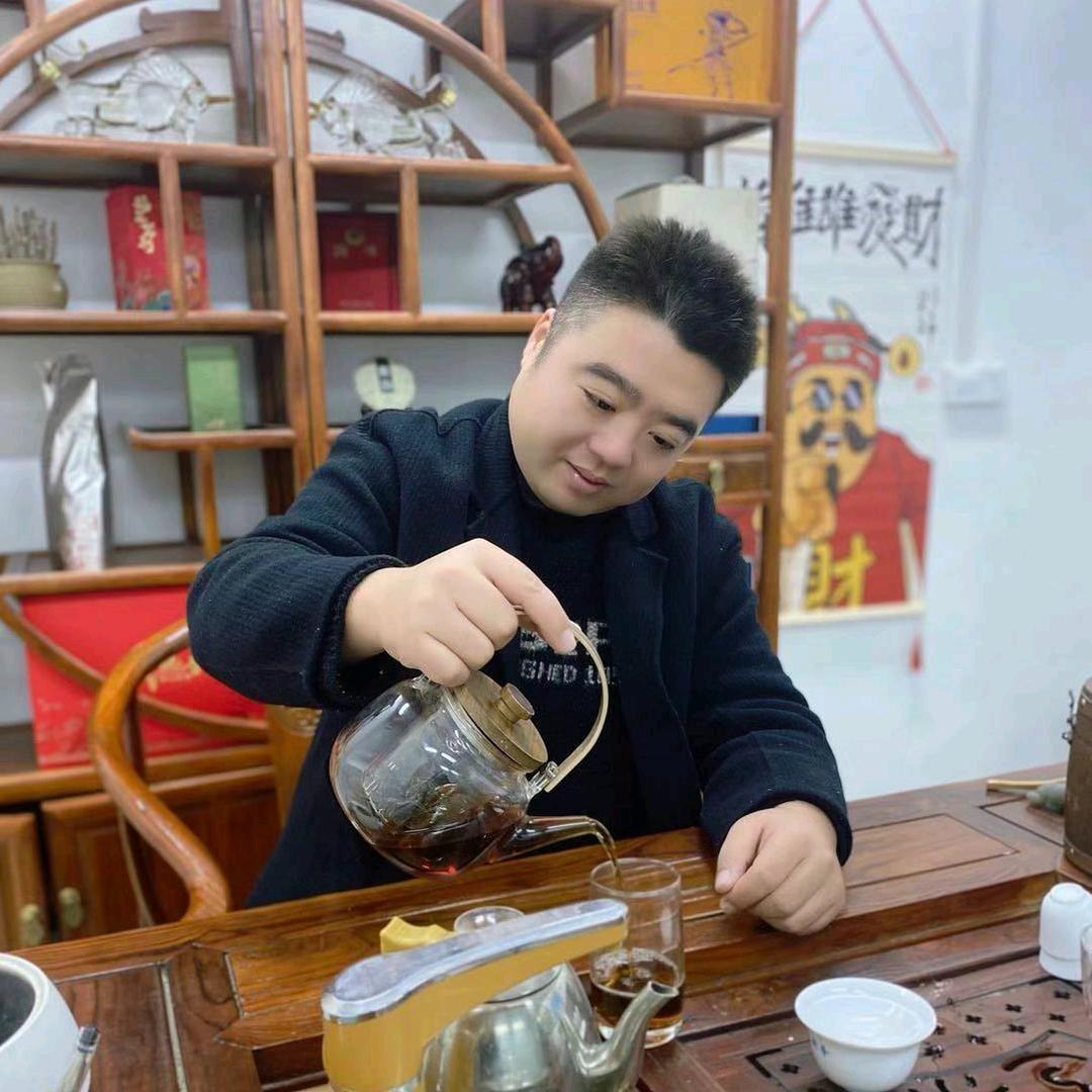 万邦谷一盈张哲