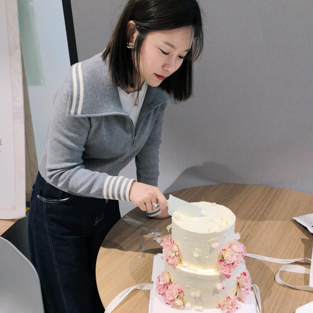 💗是雷小姐吖~💗