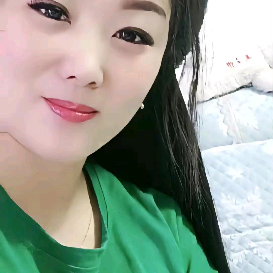 安寿雄湖南省娄底新化县花园村斗鱼直播间里