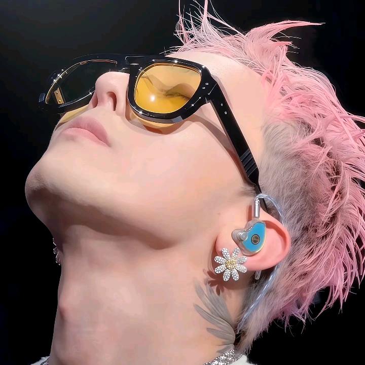 阿哲.
