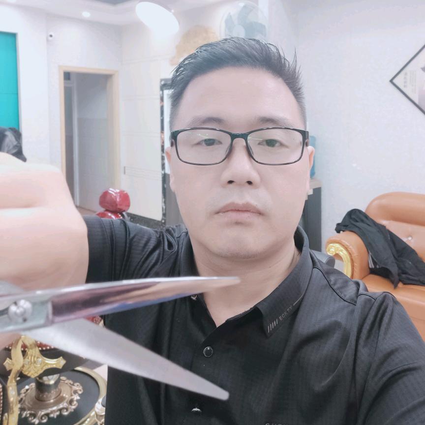 听得懂顾客话的托尼