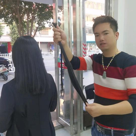 北流火烧桥收头发（城西一路0117号创艺