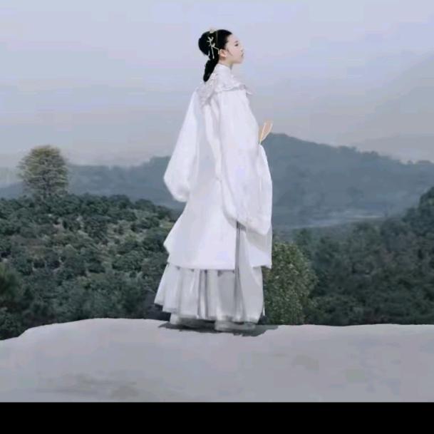 没心没肺 活着不累 永远万岁 ✌