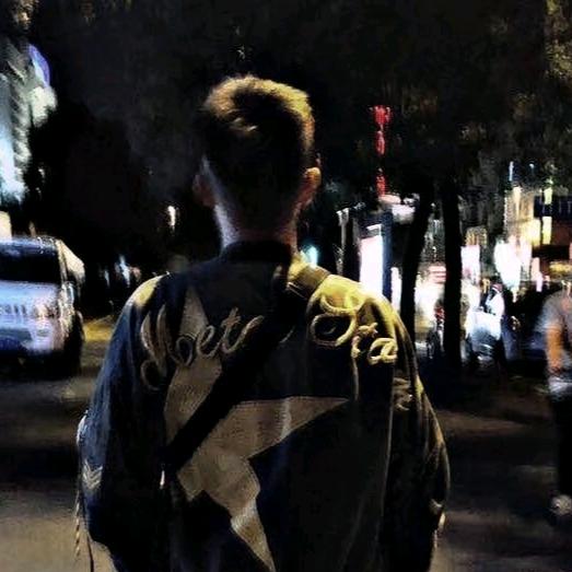 从不和垃圾计较