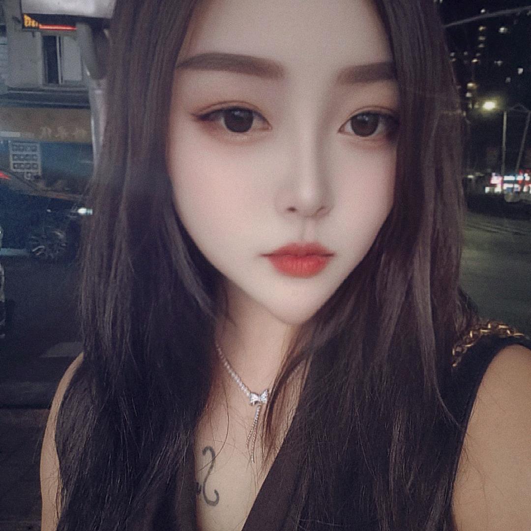 你艳姐呀💞
