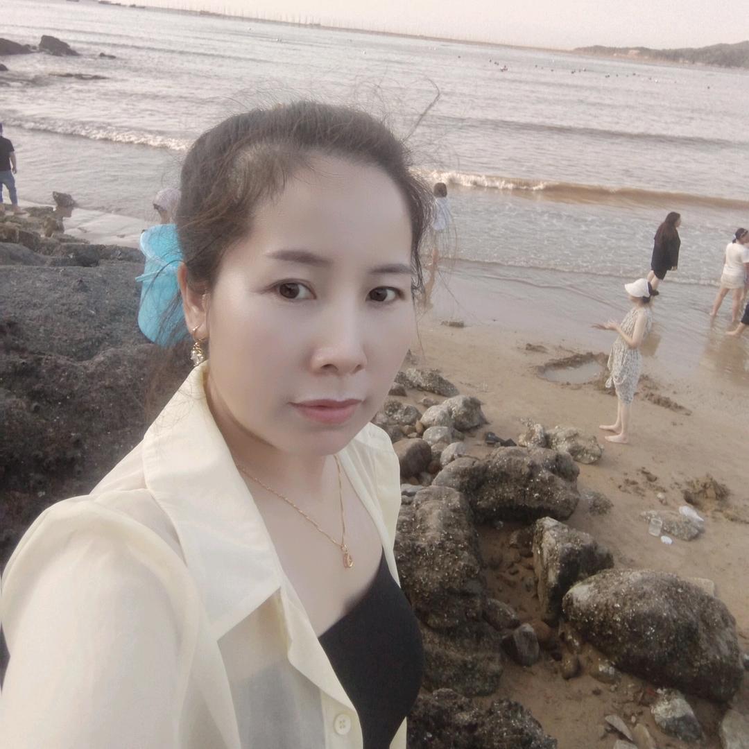 杨会《宝项家族》(景)