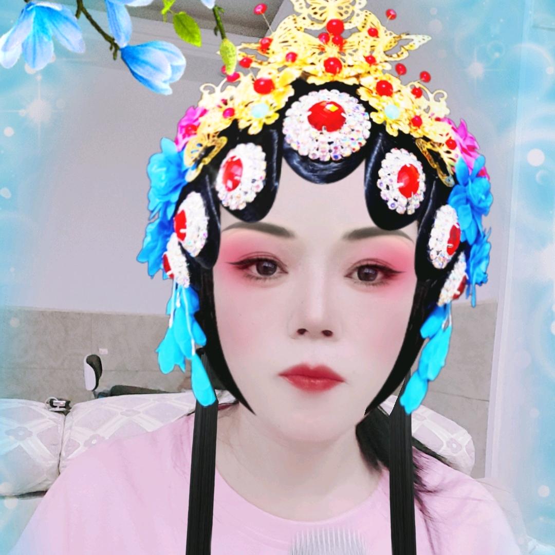 袁玉莲 小苑精品服装店